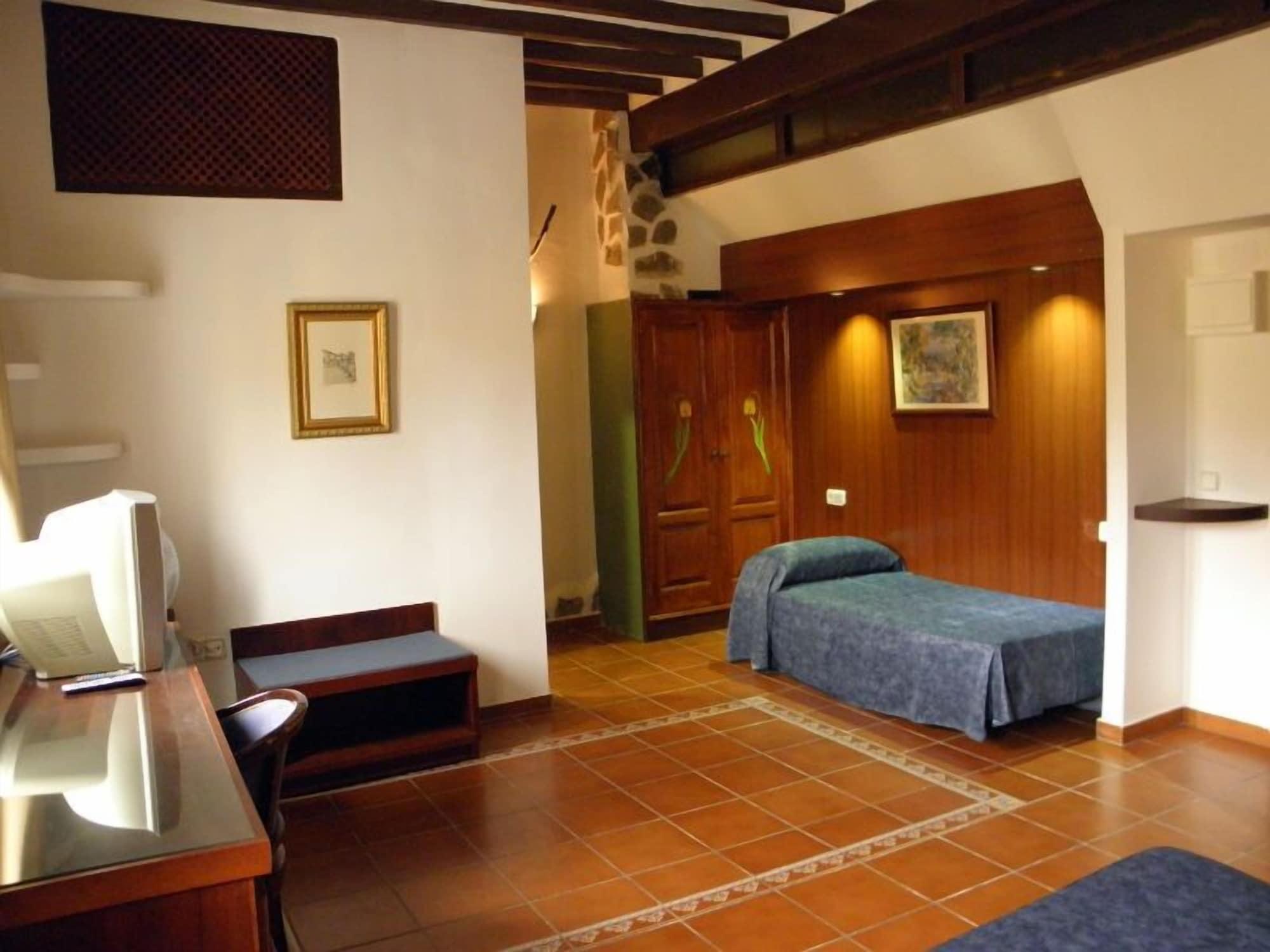 Leon Dormido Rooms & Apartments Polop Bagian luar foto