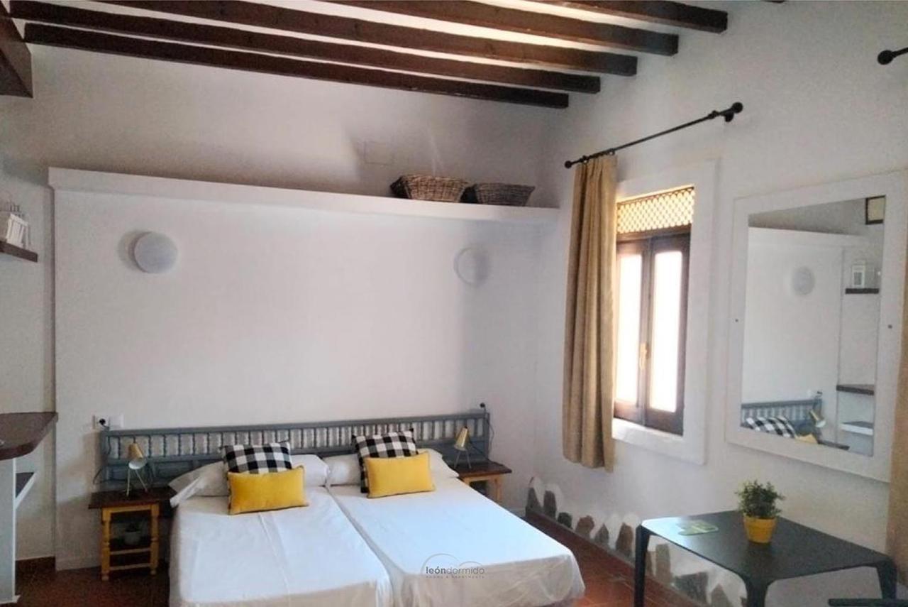 Leon Dormido Rooms & Apartments Polop Bagian luar foto