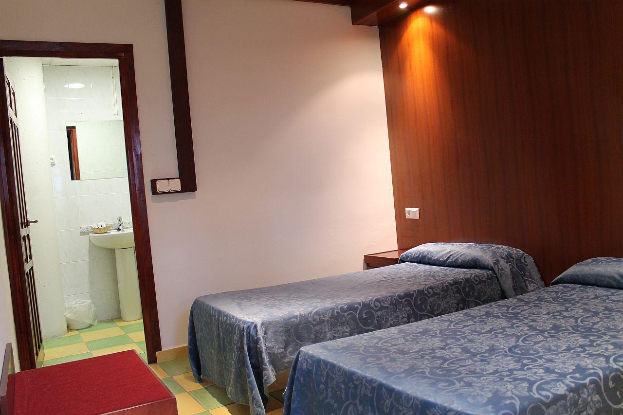Leon Dormido Rooms & Apartments Polop Bagian luar foto