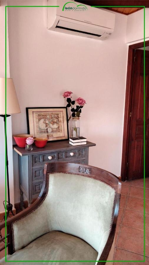 Leon Dormido Rooms & Apartments Polop Bagian luar foto