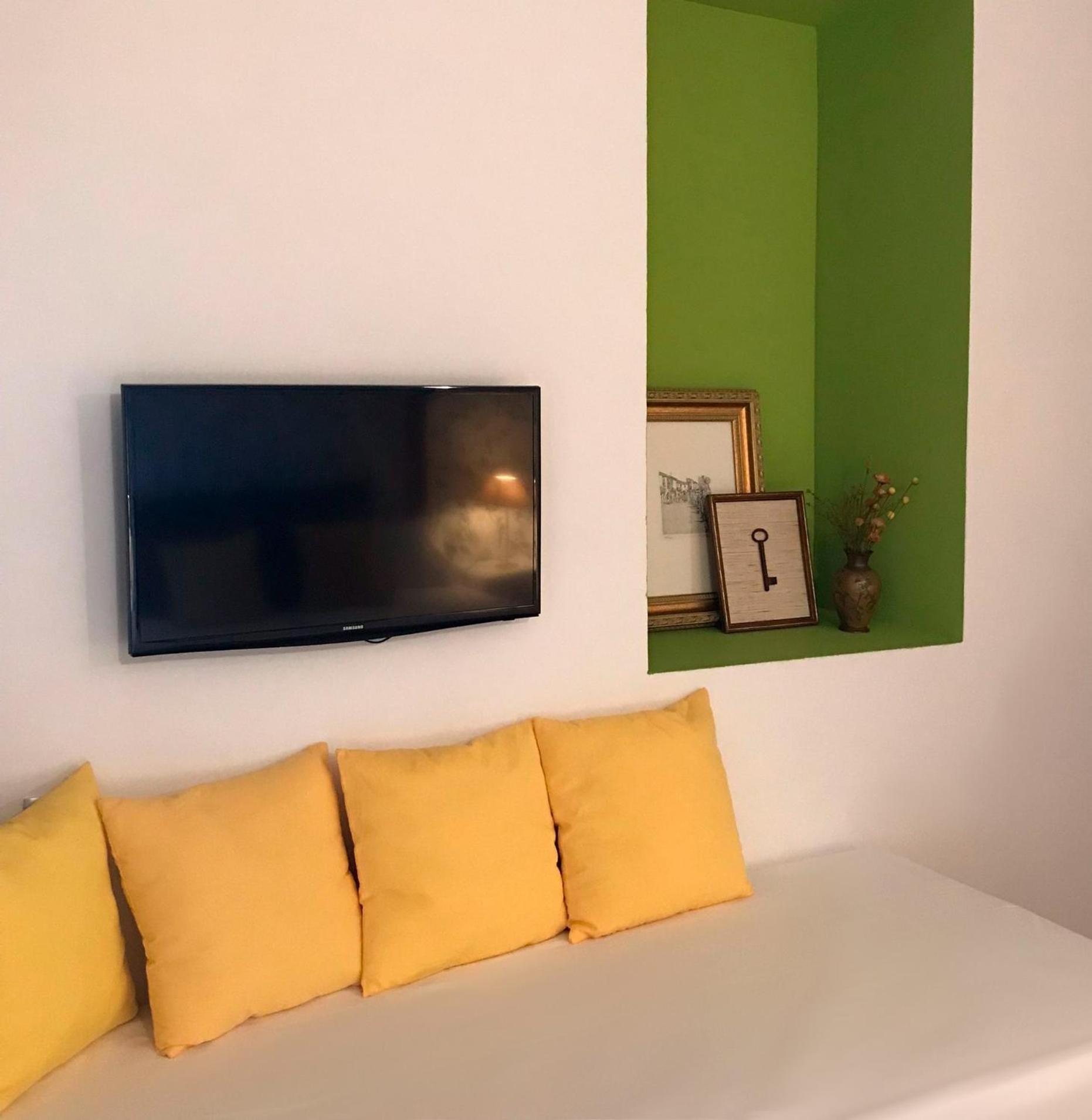 Leon Dormido Rooms & Apartments Polop Bagian luar foto
